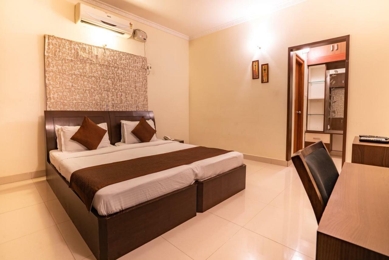 Blueberry Service Apartments ไฮเดอราบัด ภายนอก รูปภาพ