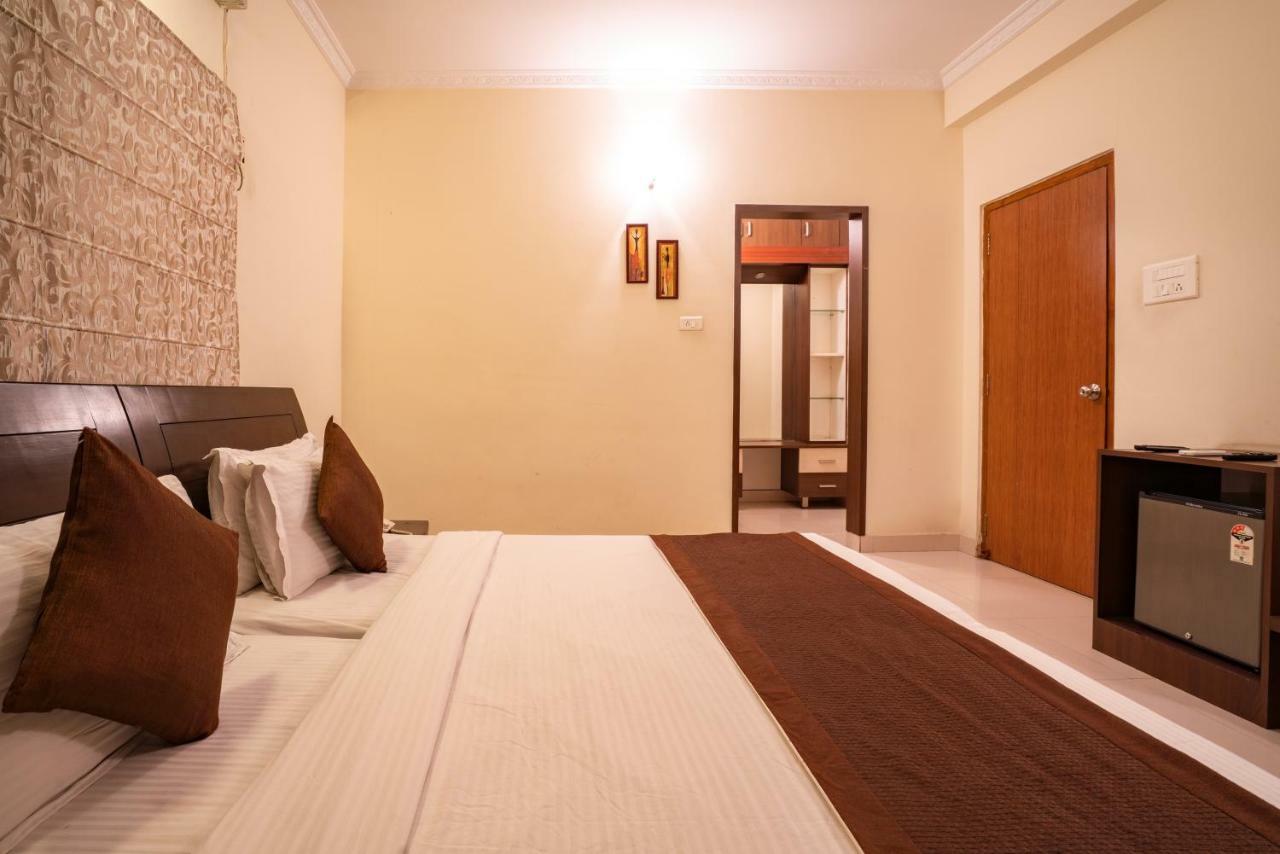 Blueberry Service Apartments ไฮเดอราบัด ภายนอก รูปภาพ