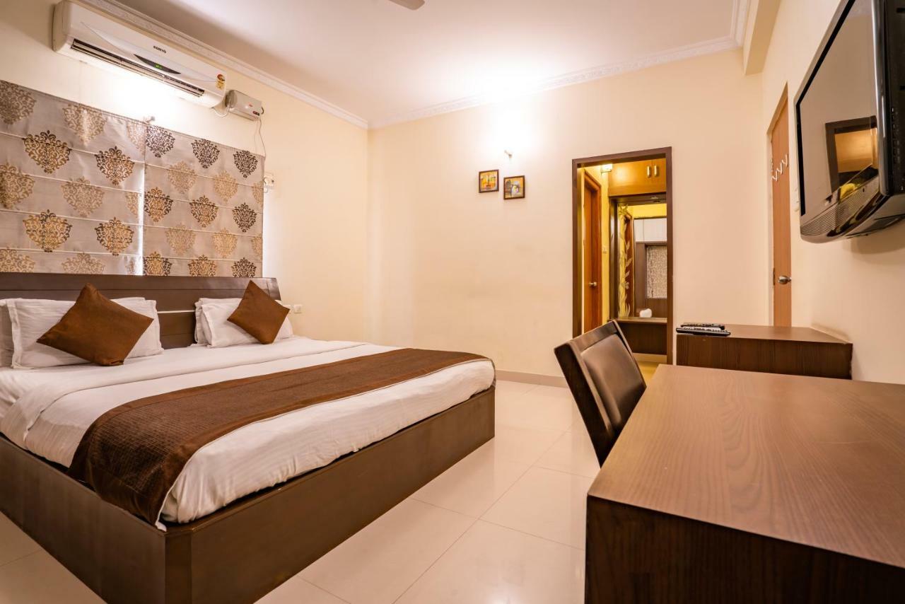 Blueberry Service Apartments ไฮเดอราบัด ภายนอก รูปภาพ