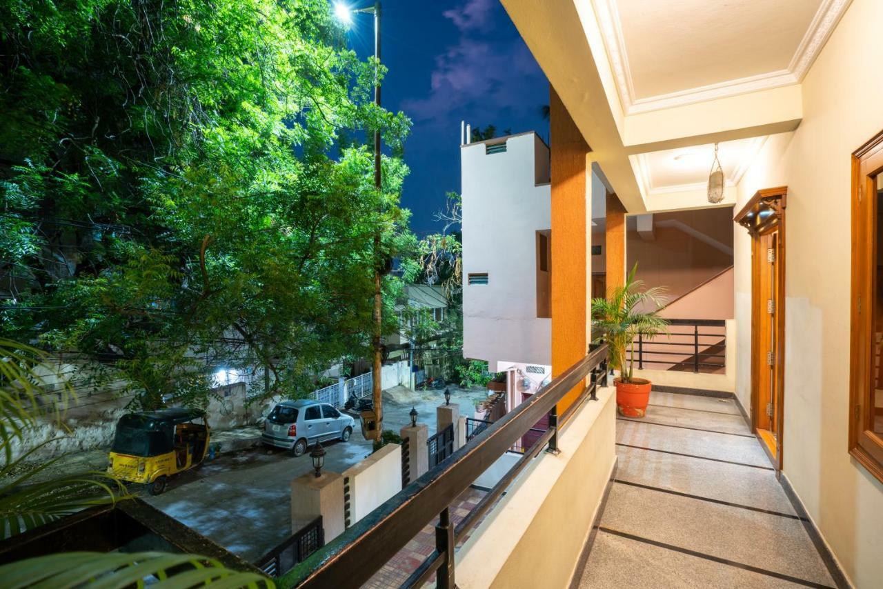 Blueberry Service Apartments ไฮเดอราบัด ภายนอก รูปภาพ
