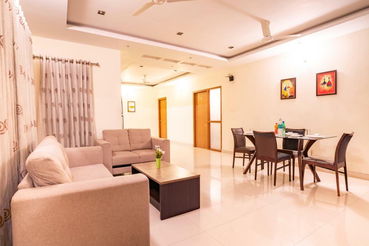 Blueberry Service Apartments ไฮเดอราบัด ภายนอก รูปภาพ
